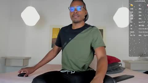 Snapshot of jeffrey_cottom chatting on 03.08.25 Jeff online show from 03.08.25