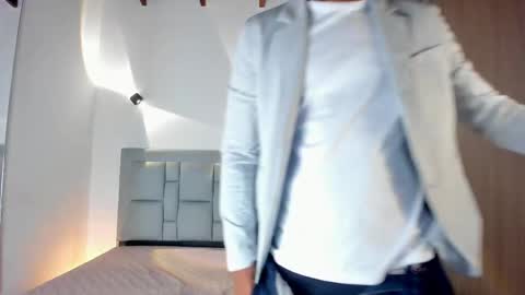 Snapshot of jeffrey_cottom chatting on 03.10.25 Jeff online show from 03.10.25