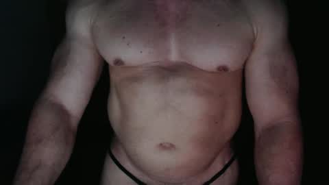 Snapshot of jefmuscletw chatting on 10.06.25 brayam online show from 10.06.25