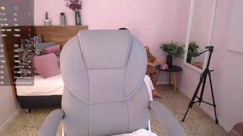 Snapshot of jeinnovemontenegr0 chatting on 10.01.25 jeinnovemontenegr0 online show from 10.01.25