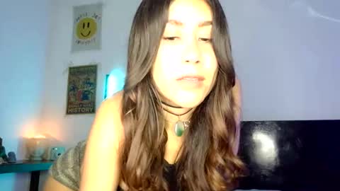 Snapshot of jeinsssgreys chatting on 04.21.26 Greys online show from 04.21.26