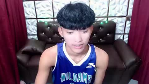 Snapshot of jemart_urnaughtboy chatting on 07.25.26 jemart_urnaughtboy online show from 07.25.26