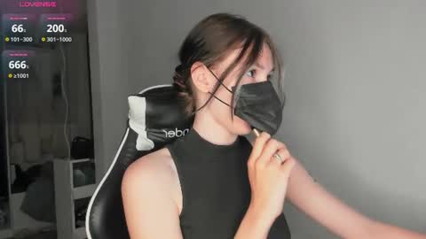 Snapshot of jenayorteg chatting on 07.16.26 Molly online show from 07.16.26