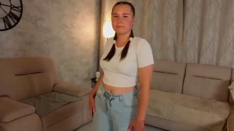 Snapshot of jenellhovden chatting on 07.24.26 Shelly online show from 07.24.26
