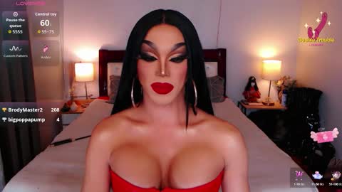 Queen Jenifer online show from 09.22.25