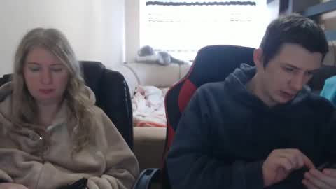 Snapshot of jenisandpeter chatting on 02.20.25 JenisAndPeter online show from 02.20.25