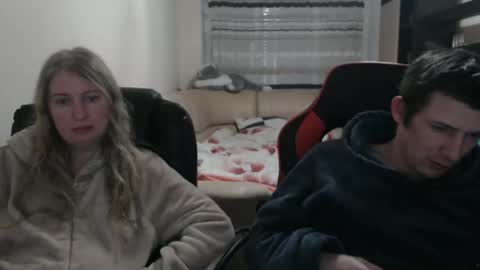 Snapshot of jenisandpeter chatting on 02.21.25 JenisAndPeter online show from 02.21.25