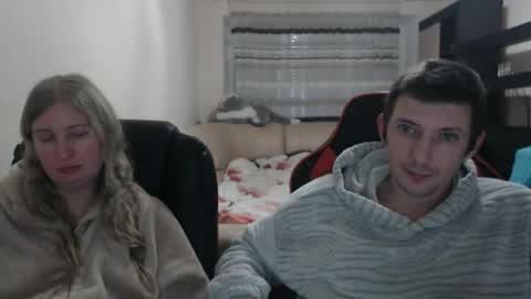 Snapshot of jenisandpeter chatting on 02.22.25 JenisAndPeter online show from 02.22.25