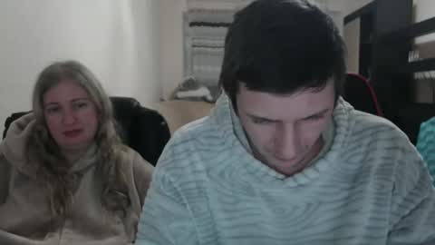 Snapshot of jenisandpeter chatting on 02.24.25 JenisAndPeter online show from 02.24.25