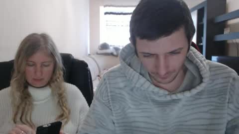 Snapshot of jenisandpeter chatting on 02.27.25 JenisAndPeter online show from 02.27.25