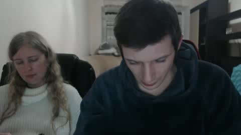 Snapshot of jenisandpeter chatting on 02.28.25 JenisAndPeter online show from 02.28.25