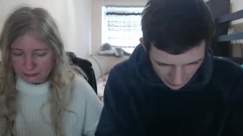 Snapshot of jenisandpeter chatting on 03.01.25 JenisAndPeter online show from 03.01.25