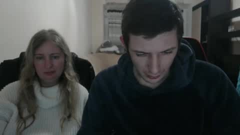 Snapshot of jenisandpeter chatting on 03.02.25 JenisAndPeter online show from 03.02.25