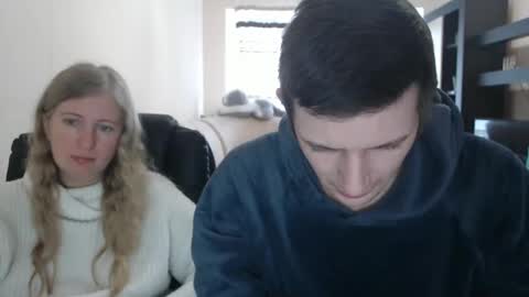 Snapshot of jenisandpeter chatting on 03.04.25 JenisAndPeter online show from 03.04.25