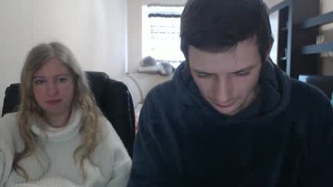 Snapshot of jenisandpeter chatting on 03.05.25 JenisAndPeter online show from 03.05.25