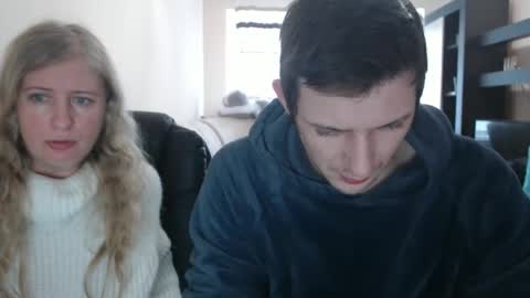 Snapshot of jenisandpeter chatting on 03.05.25 JenisAndPeter online show from 03.05.25