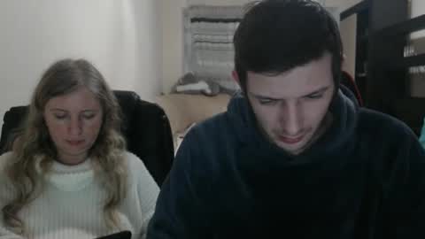 Snapshot of jenisandpeter chatting on 03.07.25 JenisAndPeter online show from 03.07.25