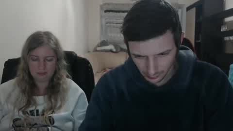 Snapshot of jenisandpeter chatting on 03.08.25 JenisAndPeter online show from 03.08.25