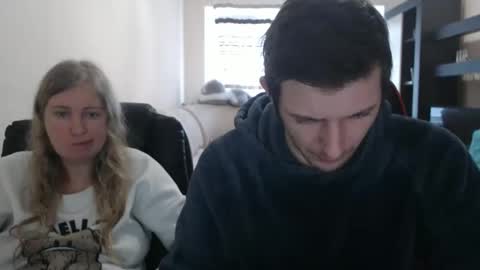 Snapshot of jenisandpeter chatting on 03.09.25 JenisAndPeter online show from 03.09.25