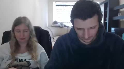 Snapshot of jenisandpeter chatting on 03.10.25 JenisAndPeter online show from 03.10.25