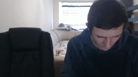 Snapshot of jenisandpeter chatting on 03.11.25 JenisAndPeter online show from 03.11.25