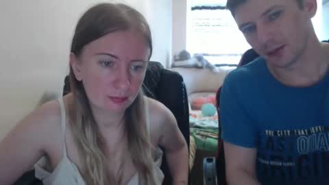 Snapshot of jenisandpeter chatting on 09.11.25 JenisAndPeter online show from 09.11.25