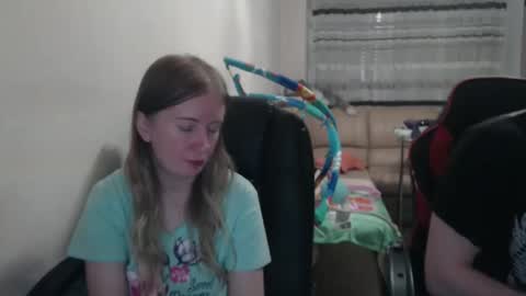 Snapshot of jenisandpeter chatting on 09.15.25 JenisAndPeter online show from 09.15.25