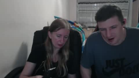 Snapshot of jenisandpeter chatting on 09.19.25 JenisAndPeter online show from 09.19.25