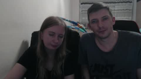 Snapshot of jenisandpeter chatting on 09.22.25 JenisAndPeter online show from 09.22.25