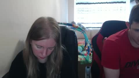 Snapshot of jenisandpeter chatting on 09.24.25 JenisAndPeter online show from 09.24.25