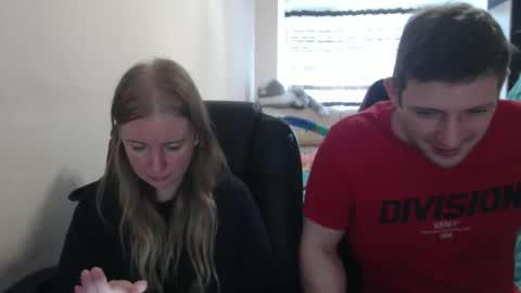 Snapshot of jenisandpeter chatting on 09.25.25 JenisAndPeter online show from 09.25.25