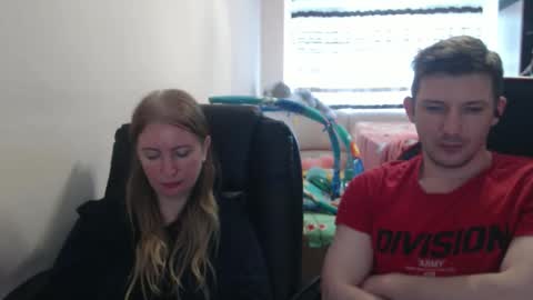 Snapshot of jenisandpeter chatting on 09.26.25 JenisAndPeter online show from 09.26.25