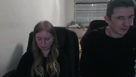 Snapshot of jenisandpeter chatting on 09.27.25 JenisAndPeter online show from 09.27.25