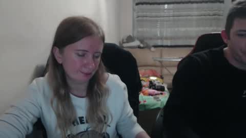 Snapshot of jenisandpeter chatting on 10.07.25 JenisAndPeter online show from 10.07.25