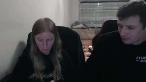 Snapshot of jenisandpeter chatting on 10.08.25 JenisAndPeter online show from 10.08.25