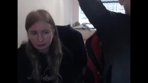 Snapshot of jenisandpeter chatting on 10.12.25 JenisAndPeter online show from 10.12.25