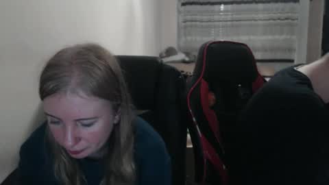 Snapshot of jenisandpeter chatting on 11.01.25 JenisAndPeter online show from 11.01.25