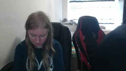 Snapshot of jenisandpeter chatting on 11.03.25 JenisAndPeter online show from 11.03.25