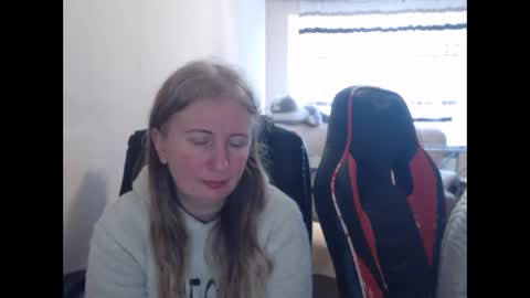 JenisAndPeter online show from 02.19.26