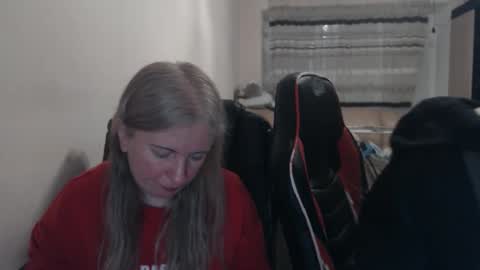 JenisAndPeter online show from 04.08.26