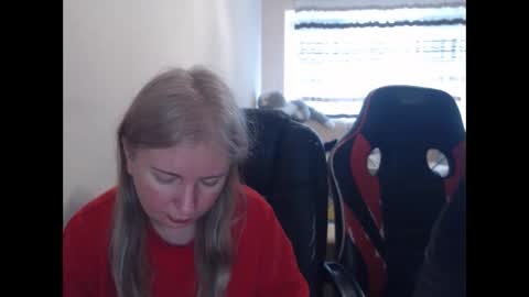 JenisAndPeter online show from 04.10.26