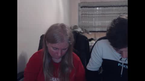 JenisAndPeter online show from 04.10.26