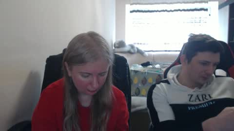 JenisAndPeter online show from 04.11.26