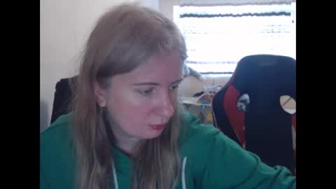 JenisAndPeter online show from 04.16.26