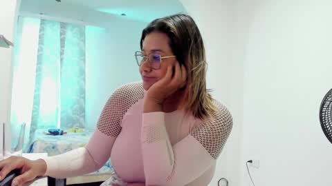 jenn online show from 01.28.25