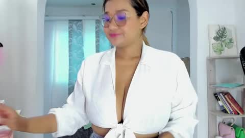 jenn online show from 03.05.25