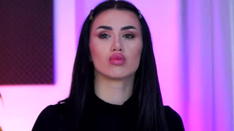 jenna_day online show from 11.24.25