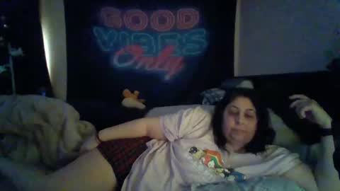 Snapshot of jennabrady chatting on 01.24.25 Dragon Queen. Be my Dragon -- and online show from 01.24.25