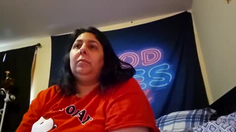 Snapshot of jennabrady chatting on 02.13.25 Dragon Queen. Be my Dragon -- and online show from 02.13.25