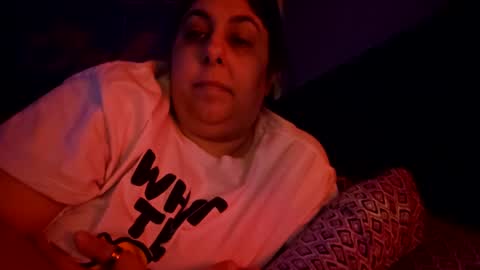 Snapshot of jennabrady chatting on 02.18.25 Dragon Queen. Be my Dragon -- and online show from 02.18.25